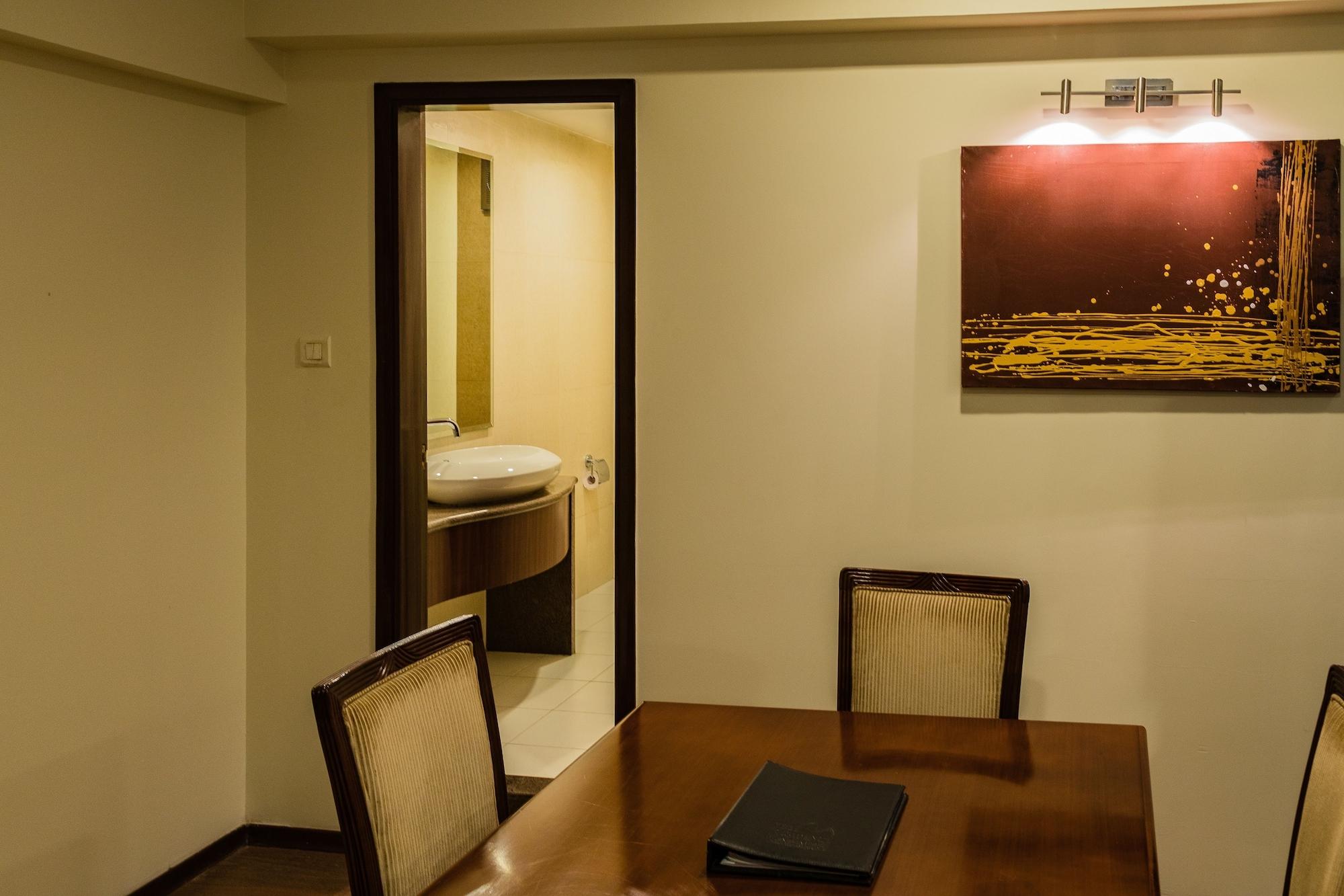 The Residence Hotel & Apartments Powai Bombay Exterior foto