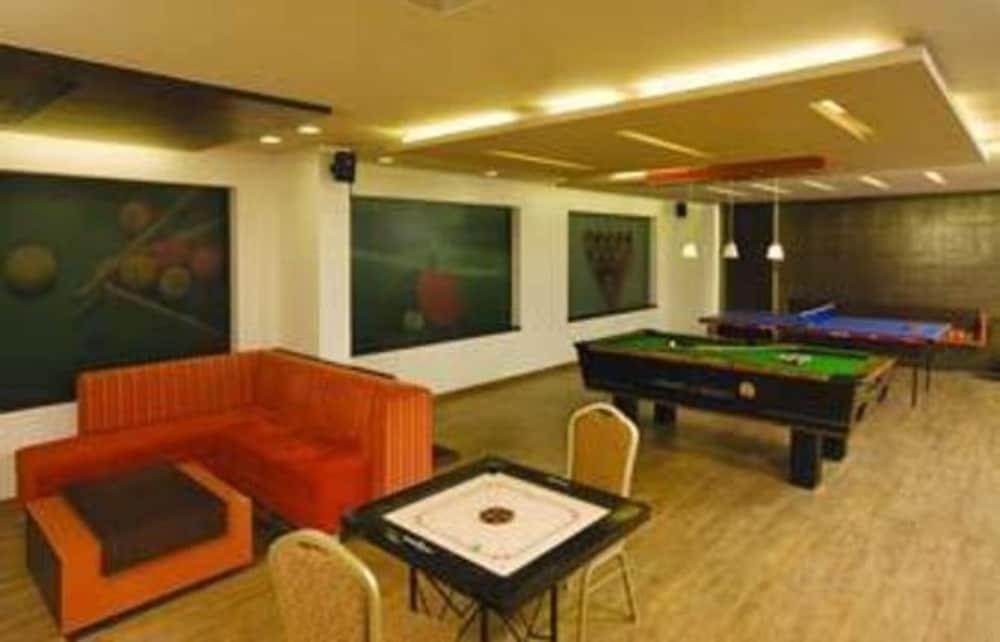 The Residence Hotel & Apartments Powai Bombay Exterior foto