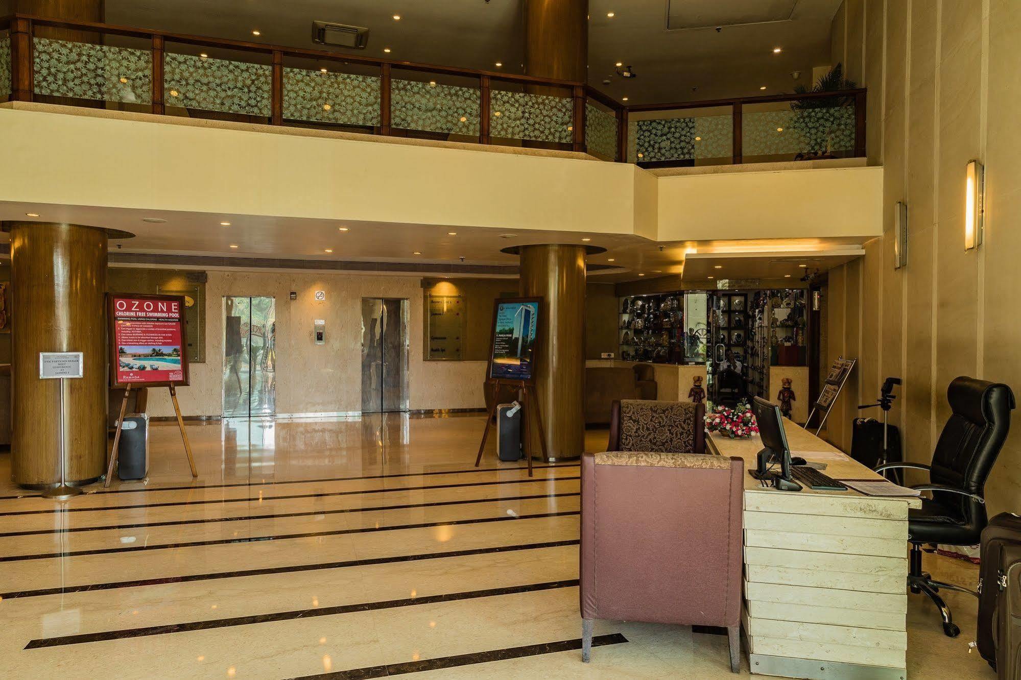 The Residence Hotel & Apartments Powai Bombay Exterior foto
